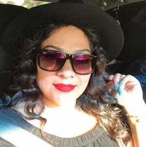 Meet your Posher, Miriam